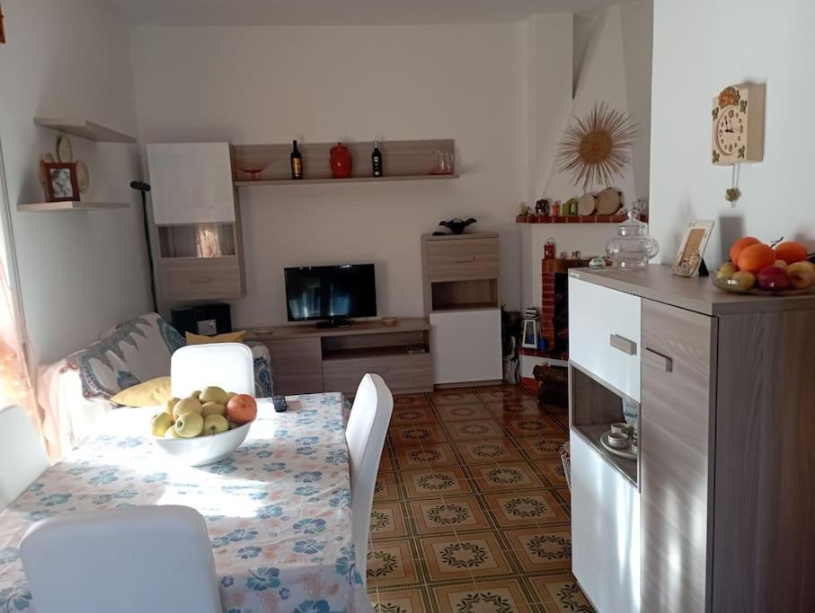 Casa Vacanze Il Carrubo Leporano Buitenkant foto