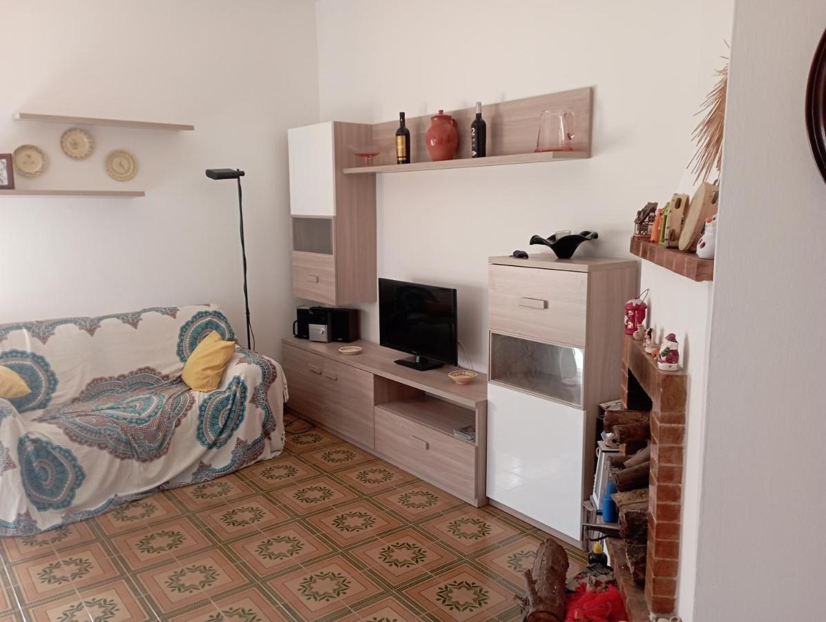 Casa Vacanze Il Carrubo Leporano Buitenkant foto