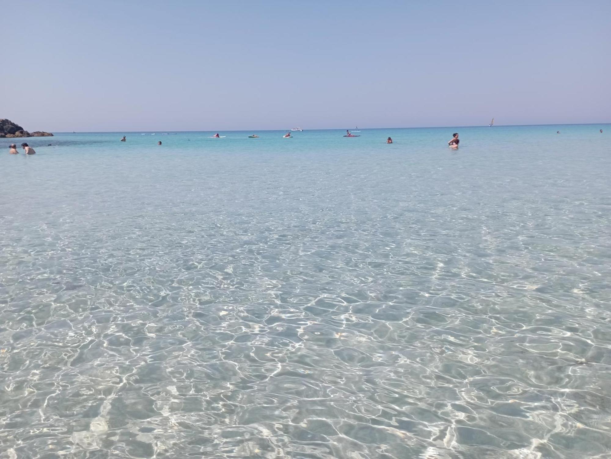 Casa Vacanze Il Carrubo Leporano Buitenkant foto